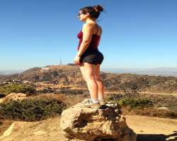 Rebecca likes traveling a lot, she often shares her pictures of adventure trips on her Instagram.
